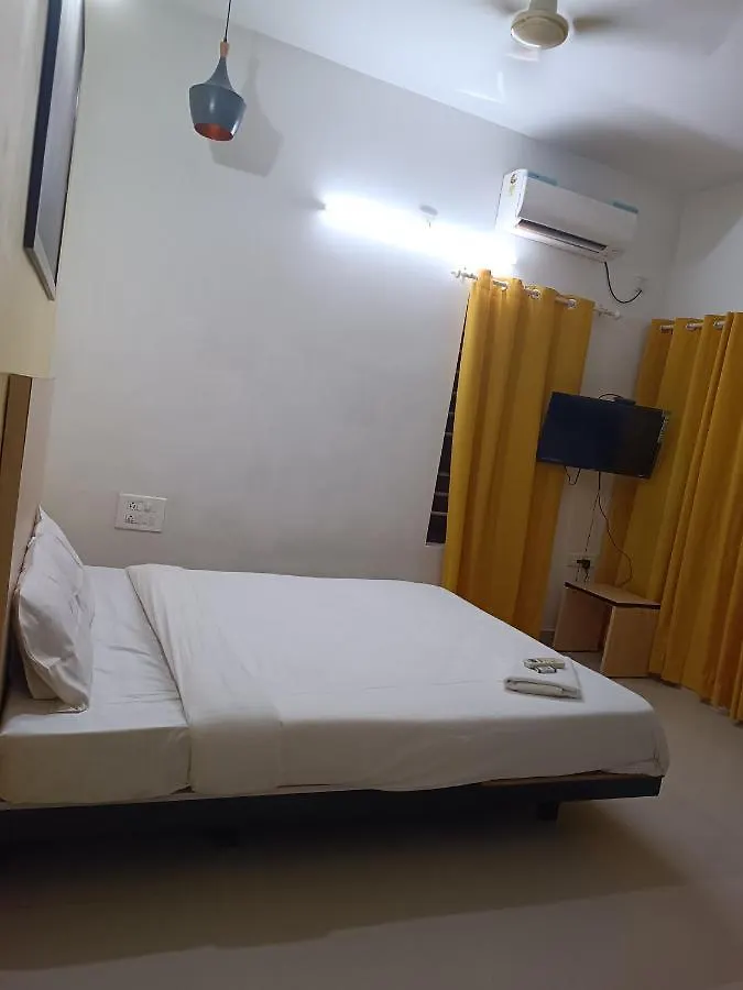 Lodge Zella Homes , Ernakulam Kochi